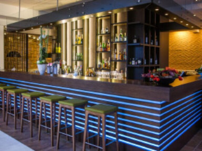 Verbouwing bar Restaurant Azië